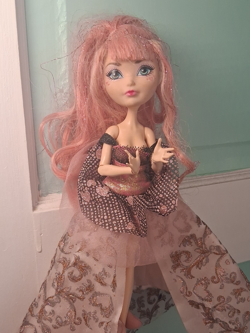 Ever After High Thronecoming Cupid doll